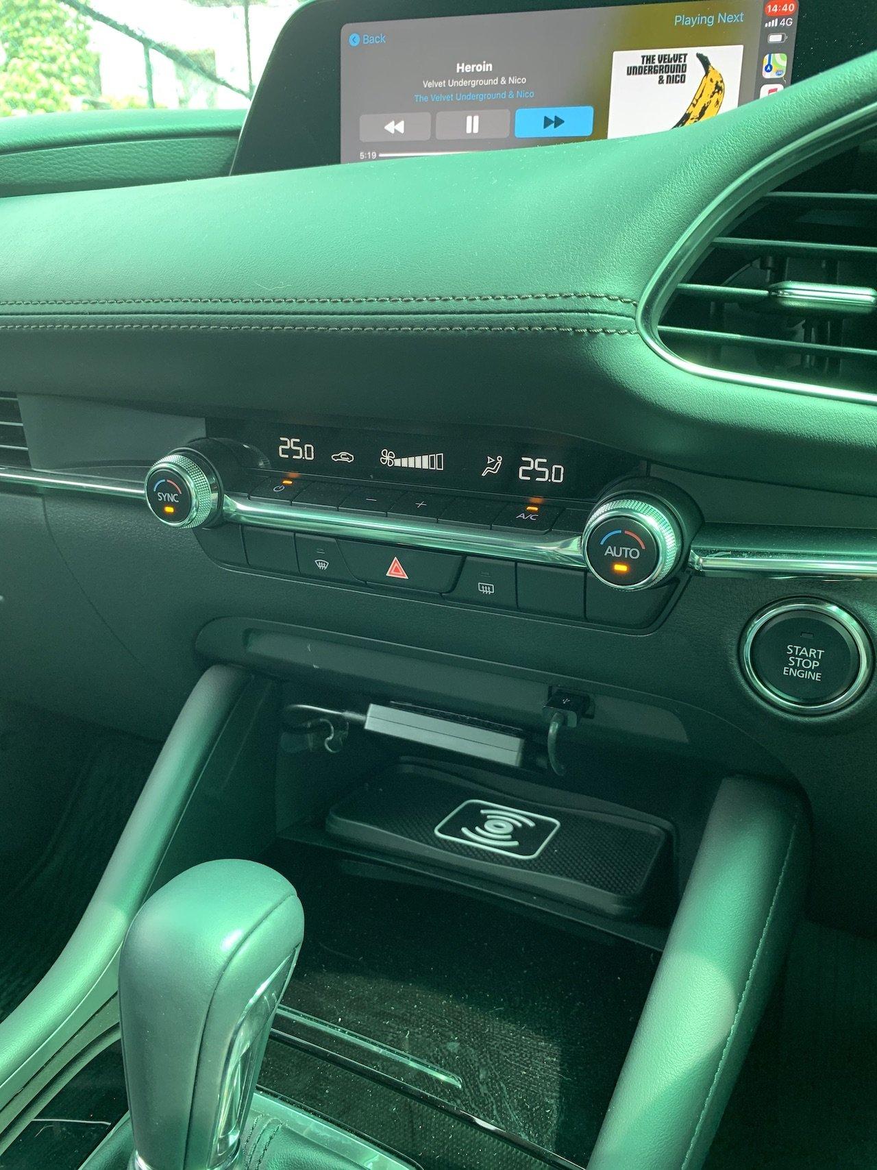 Intellidash Pro review: The easiest way to add wireless CarPlay to your  ride
